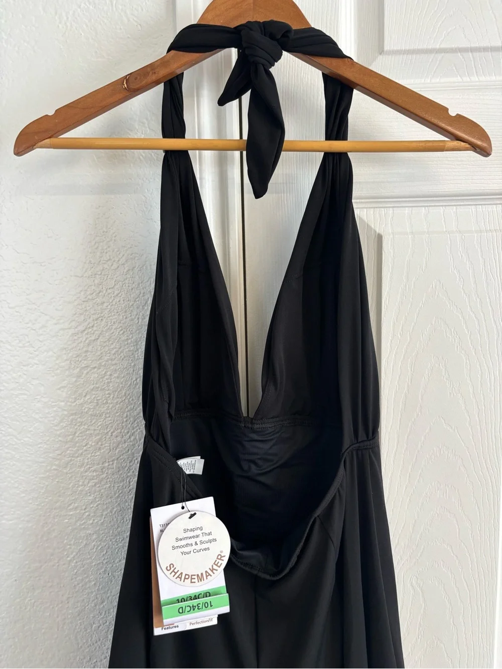 Contours by Coco Reef Phase Draped One Piece Halter Swim Dress Size 10 34C/D - Picture 5 of 6